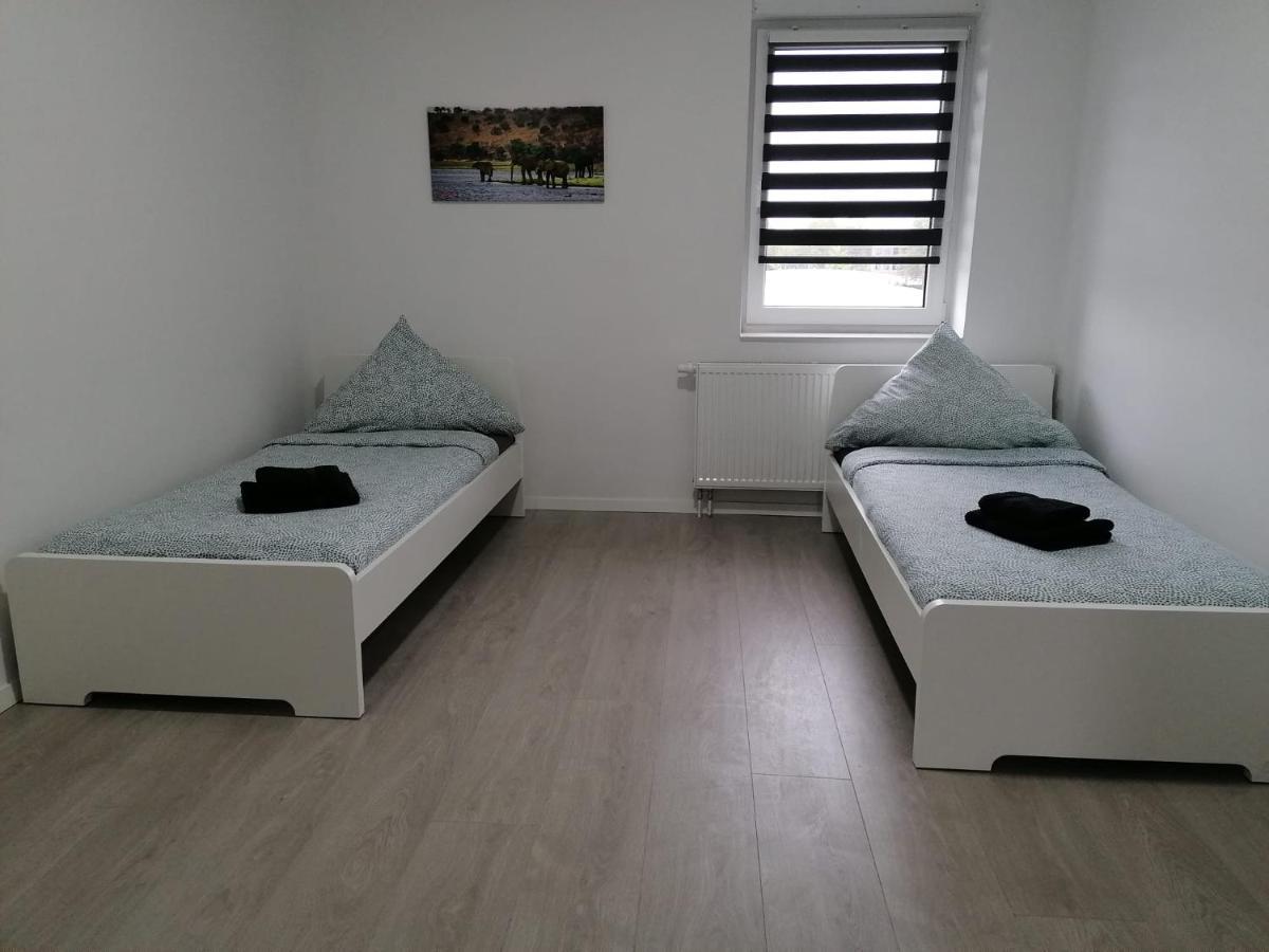 Estrella24 Living Rooms Singapur แฮร์เนอ ภายนอก รูปภาพ