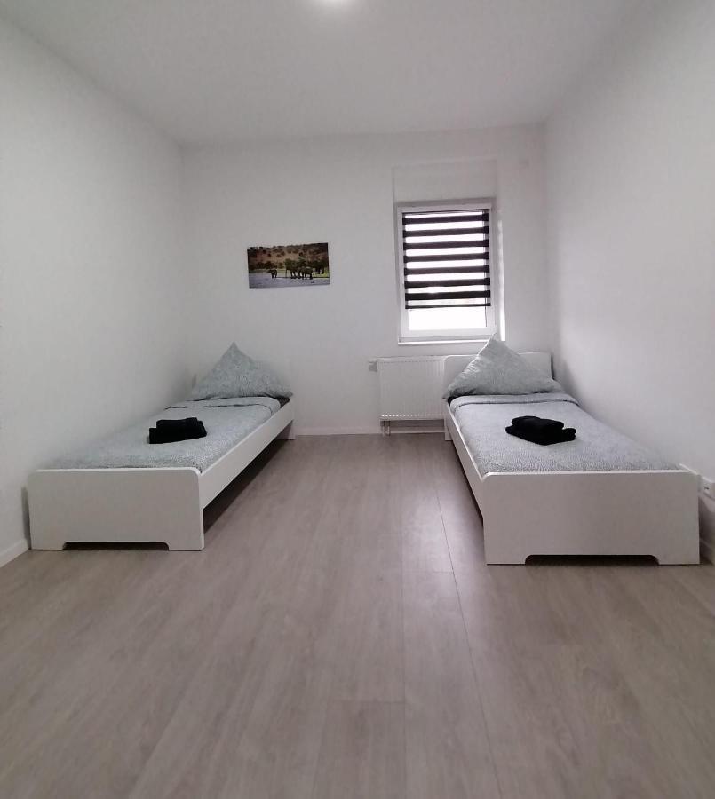 Estrella24 Living Rooms Singapur แฮร์เนอ ภายนอก รูปภาพ