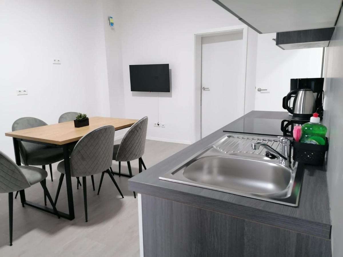 Estrella24 Living Rooms Singapur แฮร์เนอ ภายนอก รูปภาพ